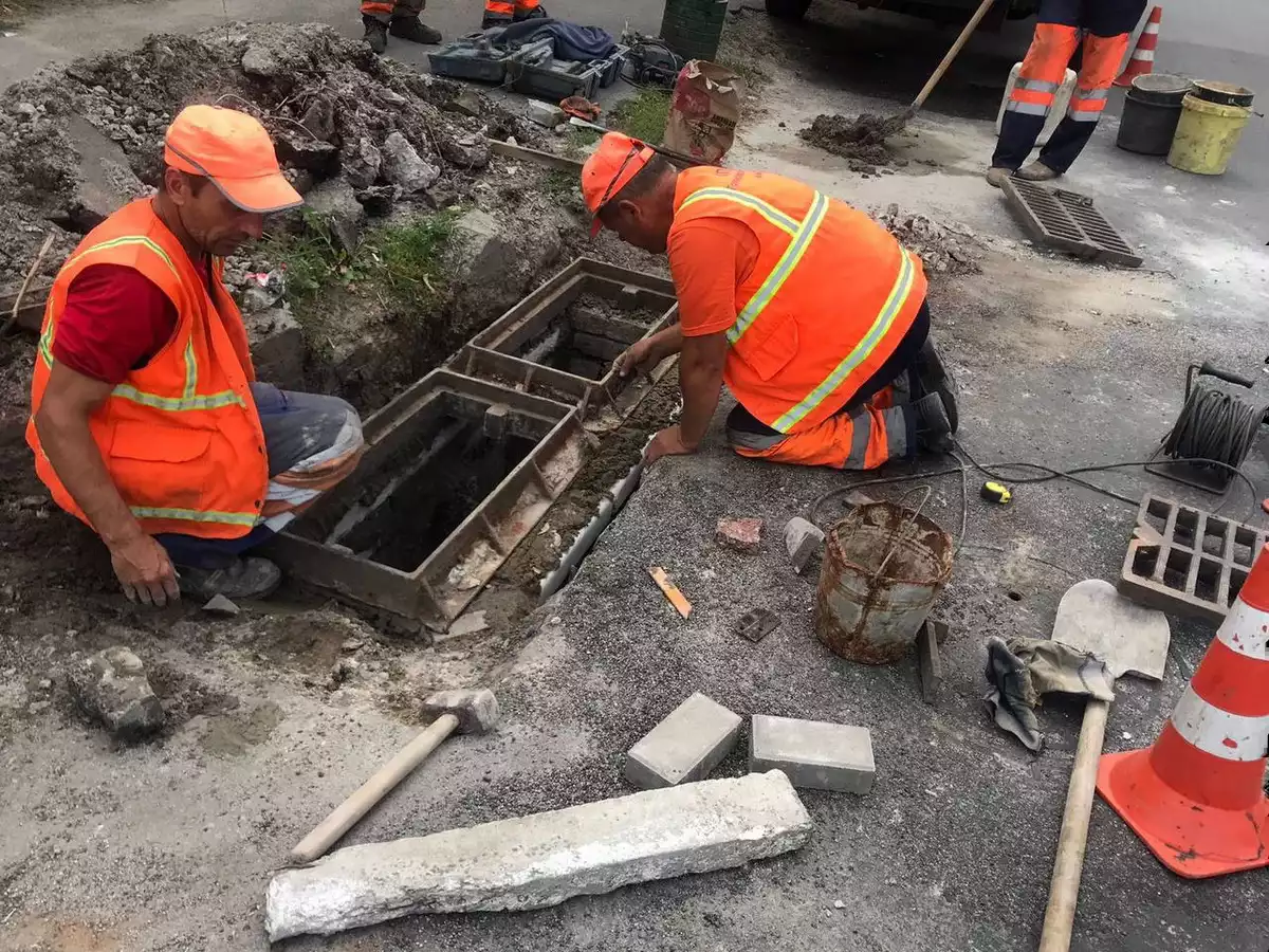 Ремонт дождевой канализации (ливнёвки)